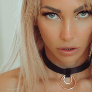 Kinky Diva - O-ring 1 Strap Collar - Verstelbaar - Zwart