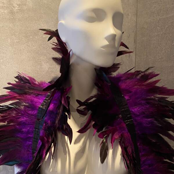 Kinky Diva - Feather Collar - Unisex  - Stola - Veren - Paars - Zwart - Afbeelding 2