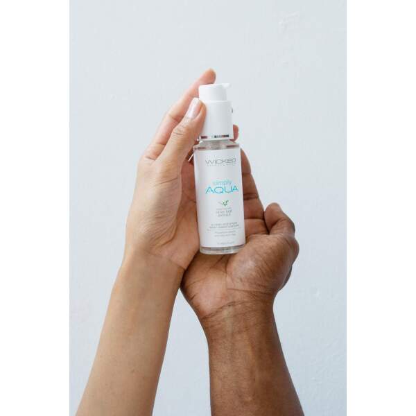 Wicked - Simply Aqua - Glijmiddel - Vegan - Olijfbladextract - Waterbasis