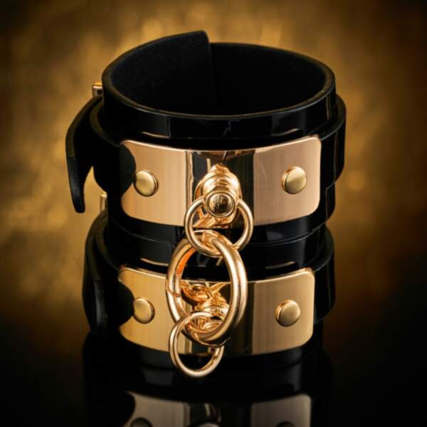 Kinky Diva - Vegas Sinners - Zwarte Lak Handboeien met Goud - Afbeelding 2