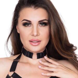 Kinky Diva - O-Ring Front Collar - Verstelbaar - Zwart